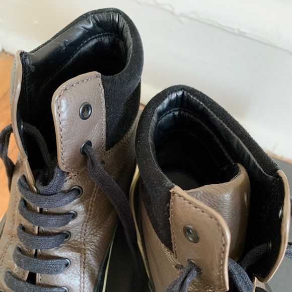 Vince Newman Leather Hightop Sneaker - Picture 2 of 4